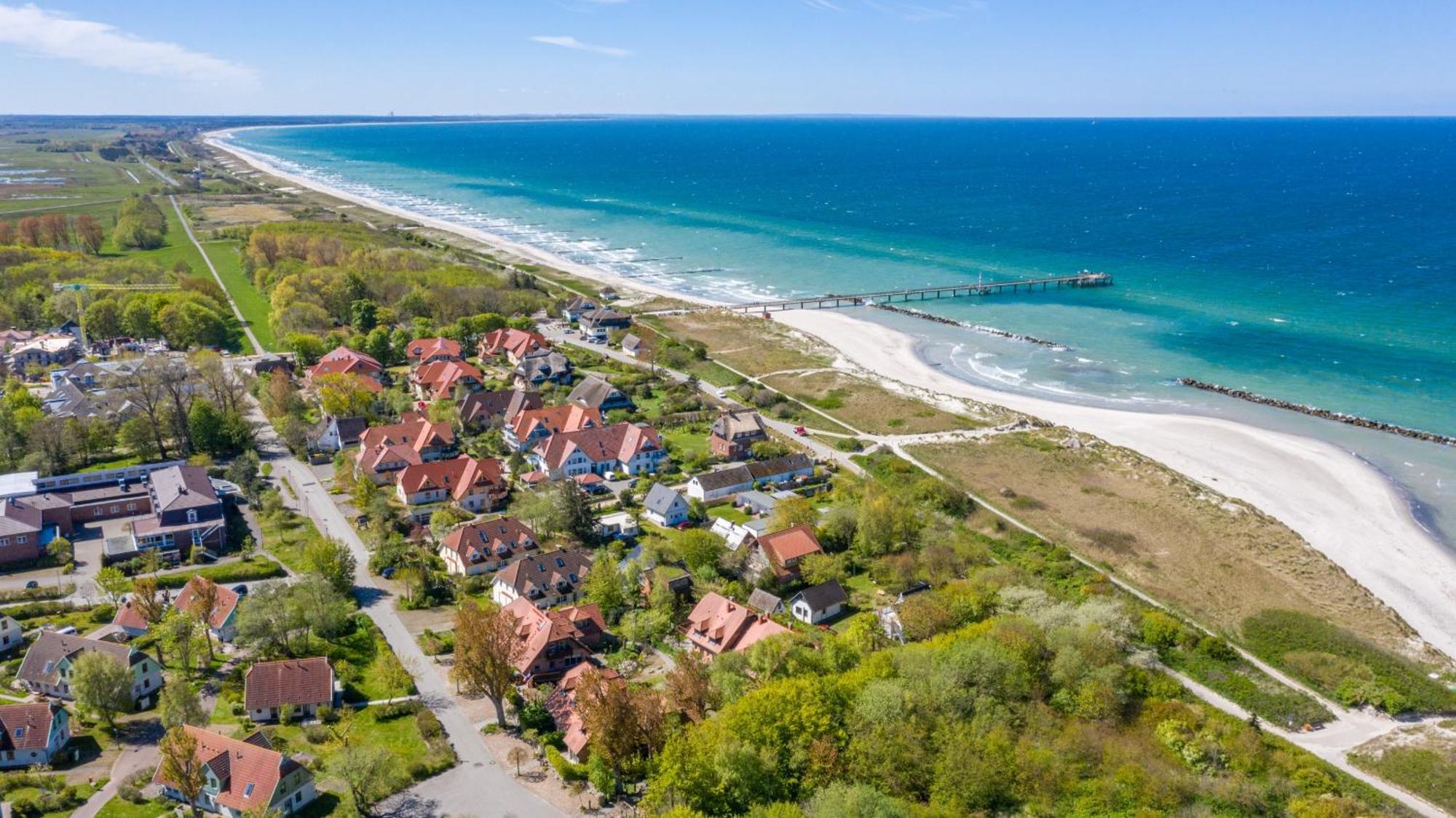 Ferienhaussiedlung Strandperlen Sanddornhof 7C Wustrow  Dış mekan fotoğraf